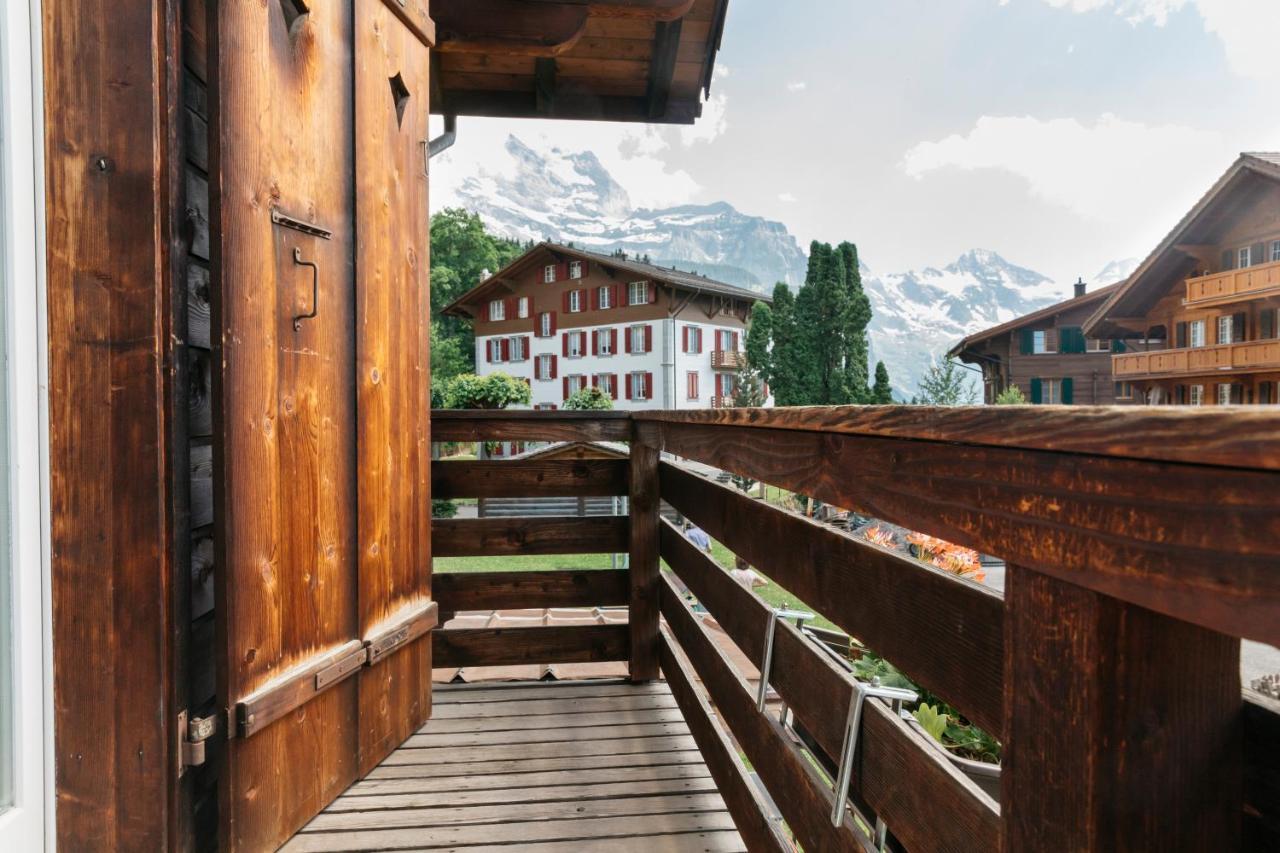Alpenkraeuter Hotel Baeren Wengen Exterior photo